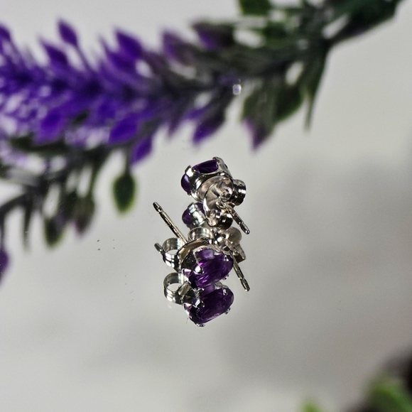 Amethyst Sterling terling Silver earrings - Picture 3 of 7